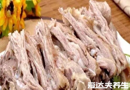 羊肉的功效和作用，不仅可以提高免疫力治疗夜盲症甚至还抗癌