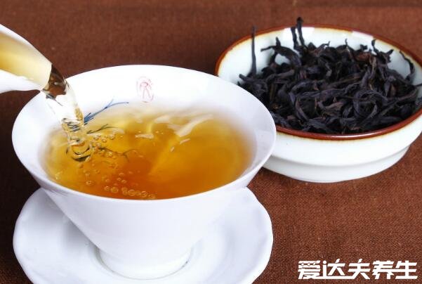 铁罗汉是什么茶是花茶吗，是乌龙茶的一种属青茶(保健功效多)